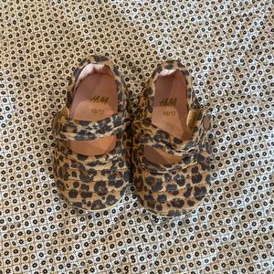 H&M Baby Leopard Mary Janes